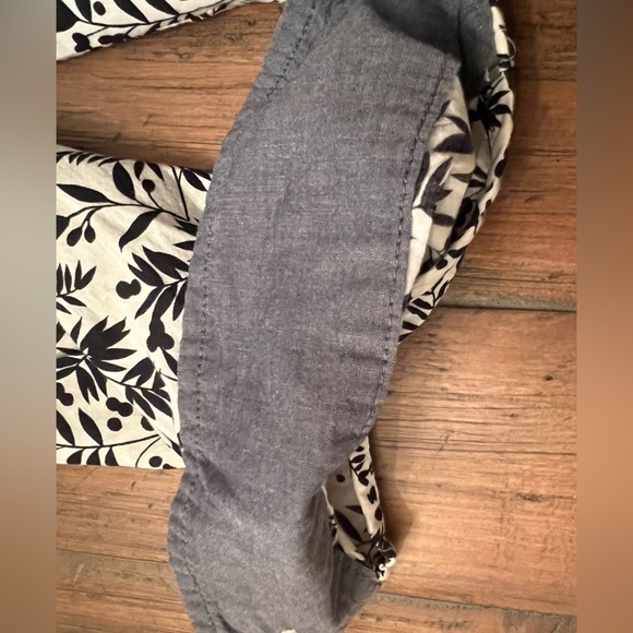 Tommy Hilfiger brand top size SP - Picture 5 of 13